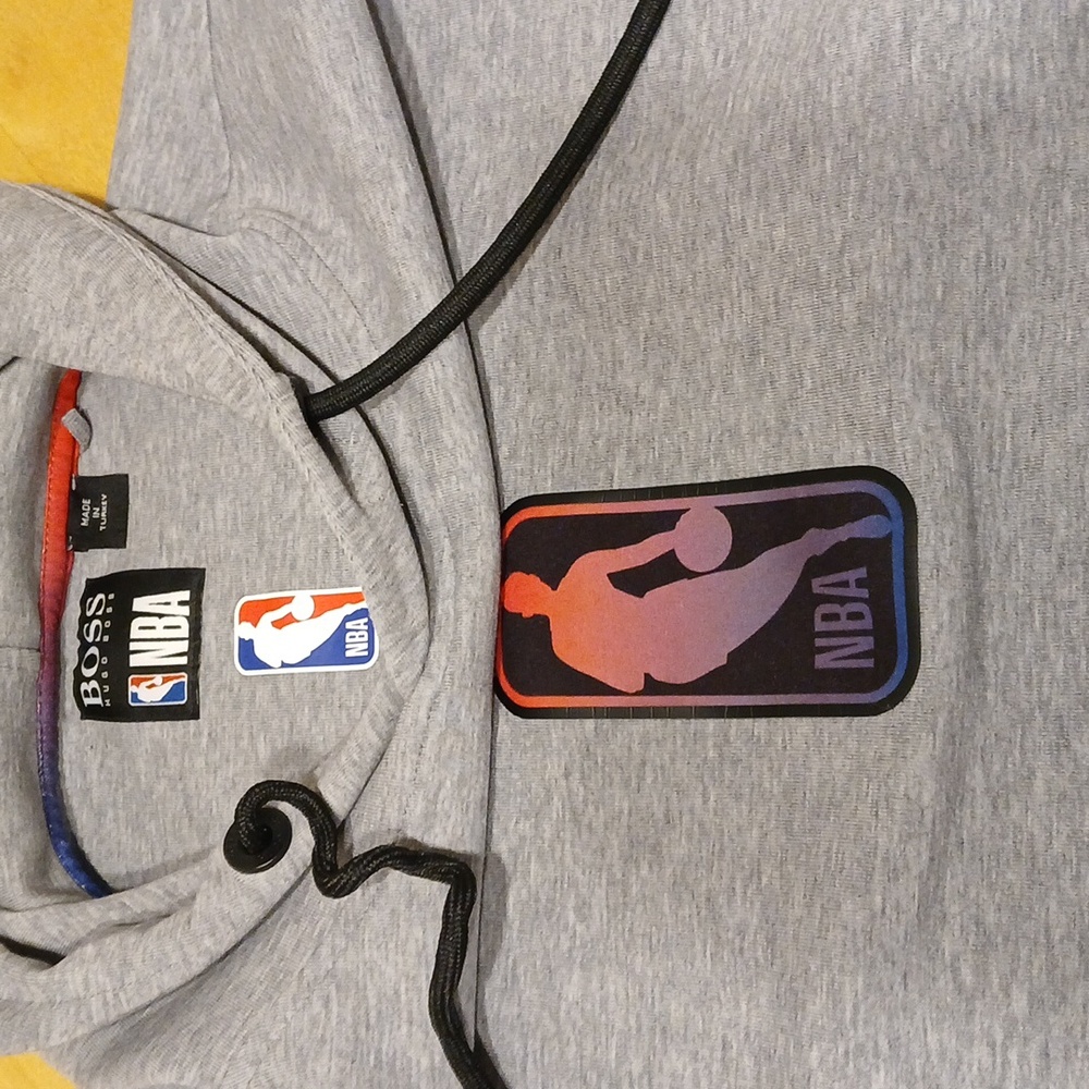 NBA Logo Hugo Boss Court Tri-Blend Pullover Hoodie - Heathered Gray NWOT - Picture 5 of 6